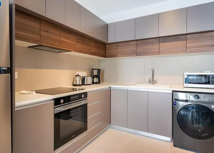 Hazel - 2-bedroom In Apartmán *