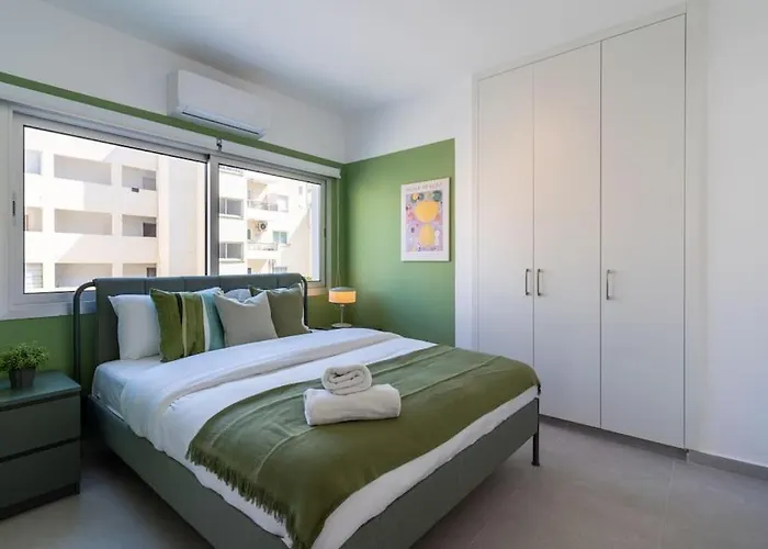 Hazel - 2-bedroom In Apartmán