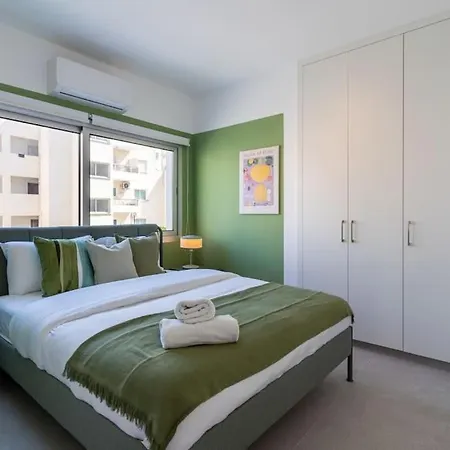 Hazel - 2-bedroom In 公寓